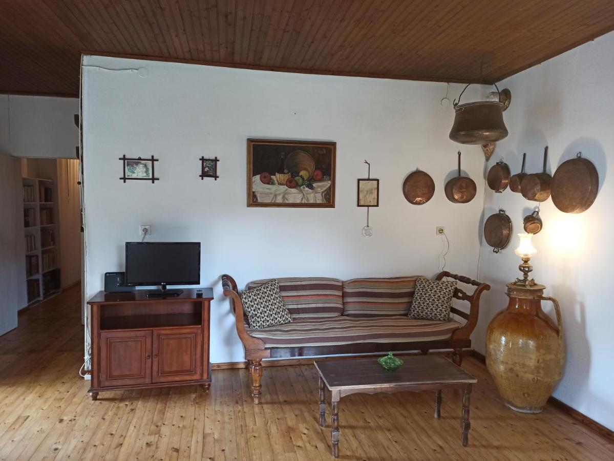 Tailors House Apartment Makratika ภายนอก รูปภาพ